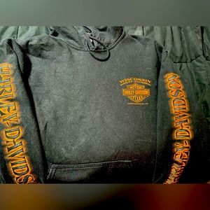 Men’s medium clothes